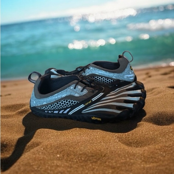 Vibram Five Fingers Water Shoe. Women’s 36/ 6.5-7. W4125 Military Green. - Picture 5 of 7